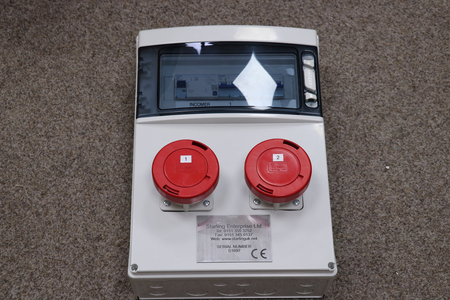SMALL WALL-MOUNTED IP67 GRP UNIT WITH 2NO 32A 5P IP67 PANEL SOCKETS